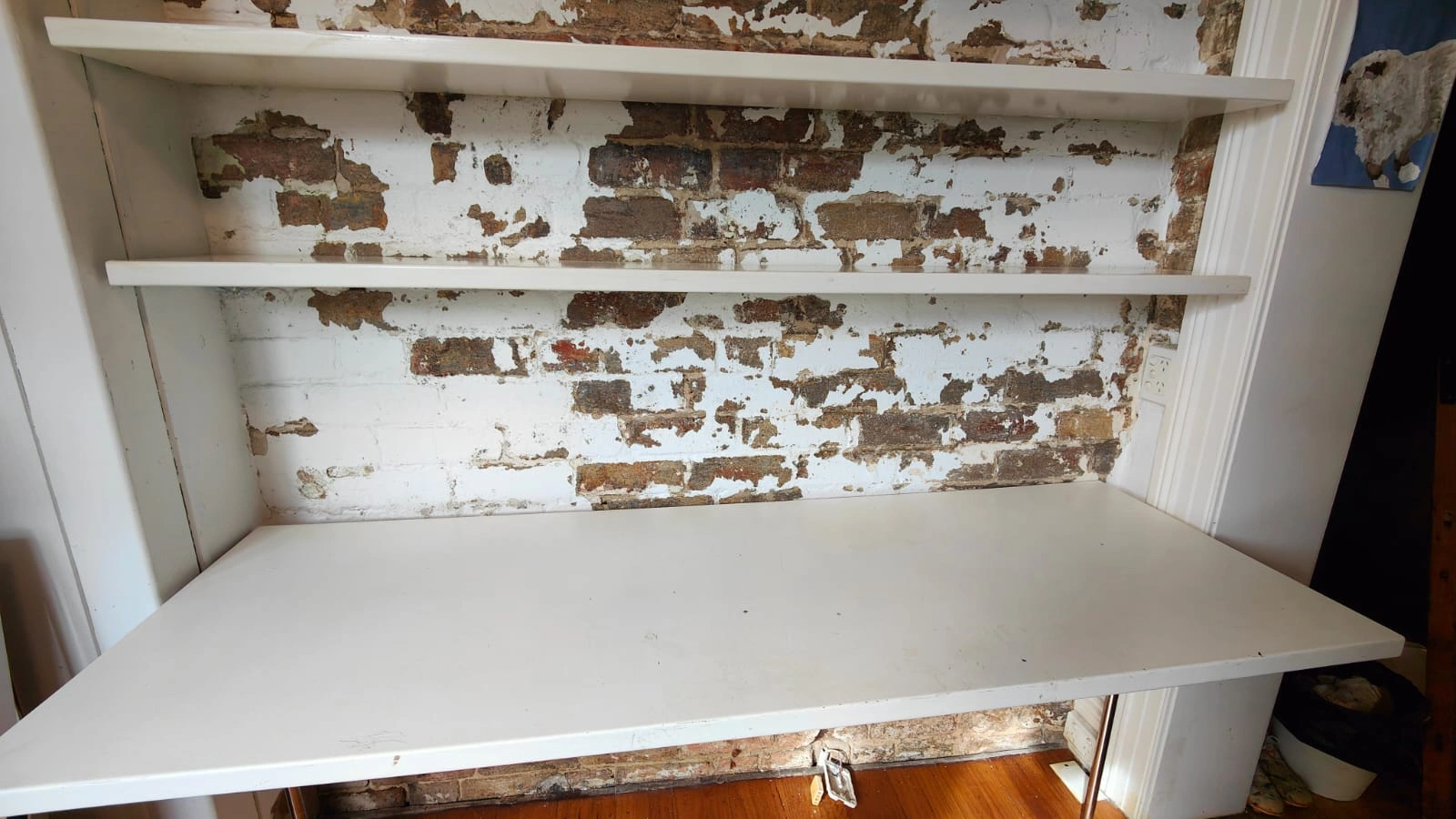 Wallpaper & Decorating